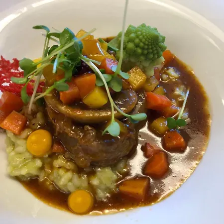 Dreilaenderblick Otel