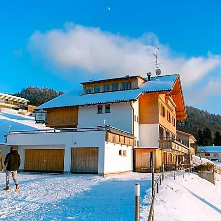 Otel Dreilaenderblick 3*