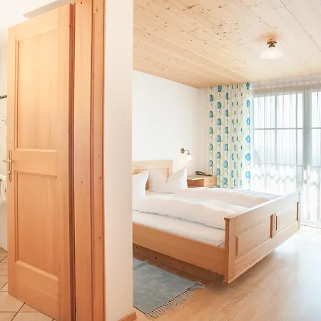 Otel Dreilaenderblick 3*